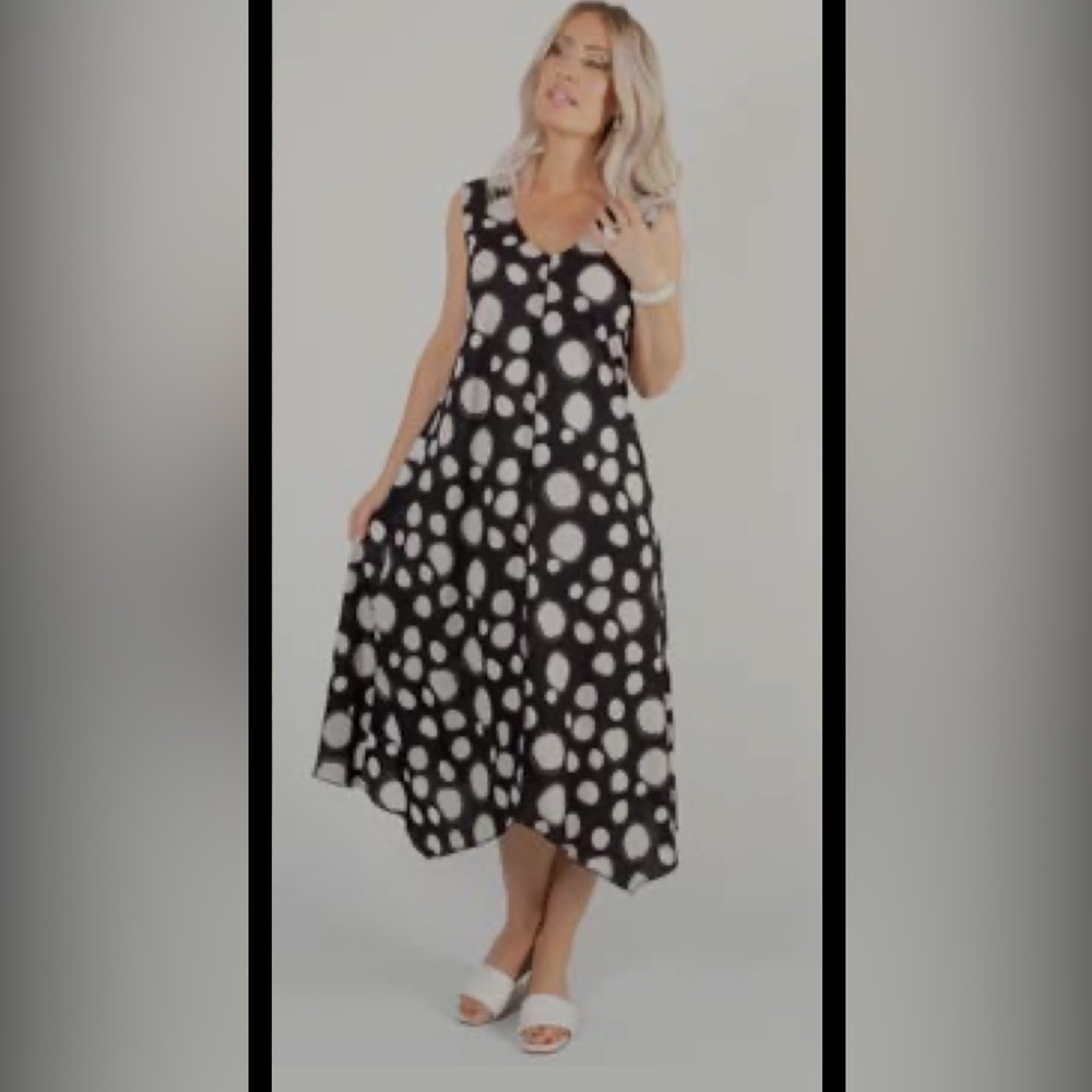 Urbanology Rayon Nylon Polka Dot Dress - Lagenlook Asymmetrical Travel Small